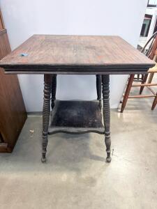 Antique Oak Parlor Table with Turned Legs and Lower Shelf, Circa 1880&ndash;1900