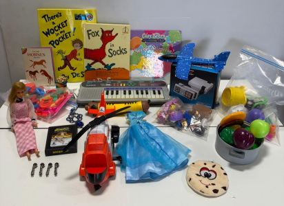 Misc Toy Lot: Mattel Barbie Twist 'n Turn Doll, 1967-1971, Atari Game, Numerous misc toys, Dr Seuss Books