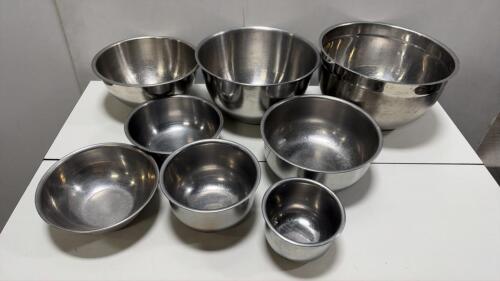 8-Piece Stainless Steel Mixing Bowl Set, Nesting Design, Various Sizes
