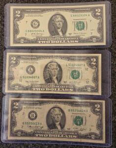 3 United States $2 Federal Reserve Notes featuring Thomas Jefferson