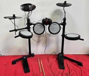 Donner DED-80 Electronic Drum Kit, Mesh Pads, 3 Cymbals, Module, Sticks, Headphones, Mapex Spare