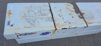 Metal Side-Mount Truck Tool Box With Split Lids,