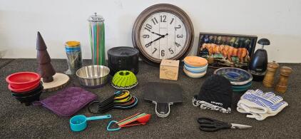 Large Mixed Kitchenware & Home Lot: Ove Glove, Cuisinart Mitts, Westclox Clock, Pet Bowls, Decor (T)