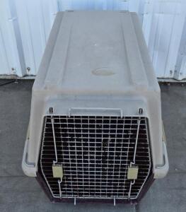 Large Plastic Dog Crate 40"x27"x30" Tan/Brown, Front Metal Door, Heavy-Duty, Fits Up To 90 Lbs