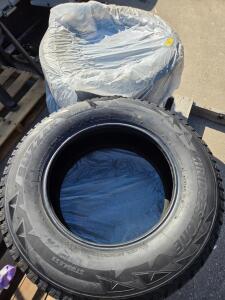 Bridgestone Blizzak DM-V2 P265/65R18 112R Winter Tires for SUVs and Trucks