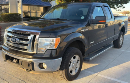 2012 FORD F-150 - 4X4!