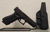 Glock 22 Gen 4 .40 S&W, Austrian Made, Serial BKRV656, with Holster