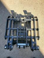 Manual Pin-on Excavator Thumb Attachment, 18" Wide, 24" Long, Fits 4-6 Ton Machines, 4 Tines