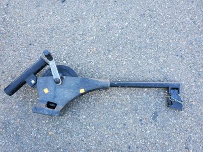 Camlok Mechanical Cable Puller, 2,000 lbs Capacity, 6 ft Steel Cable, Metal Handle with Grip