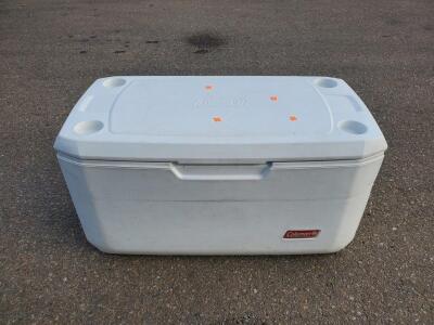 Coleman Classic Series 52-Quart Hard Cooler, White, 4 Cup Holders, Tethered Drain Plug