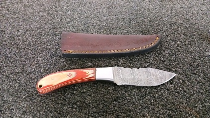 8" Damascus Knife with Sheath