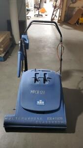 Windsor Commercial Carpet Extractor Floor Machine, 18" Cleaning Path, Corded, Asset BSU#93070