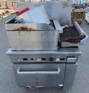Commercial Gas Range with Oven & Charbroiler, Stainless Steel, Gas, 36"x32", Casters, Grill