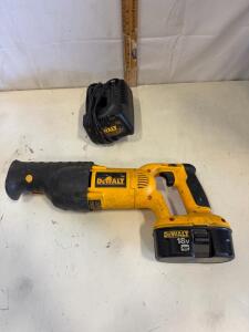 DeWalt 18V XRP Cordless Reciprocating Saw w/ NiCd Battery & Charger, Model DW938/DC385