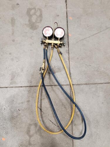 JB Industries 2-Valve Analog Manifold Gauge Set, Brass Body, R22/R134a Compatible, 36" Hoses