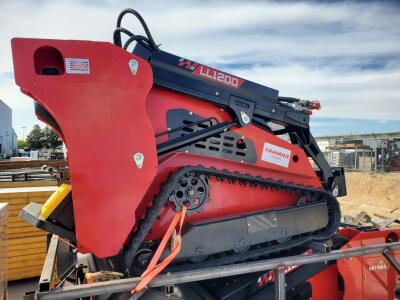 HOT SALE LL1200 Mini Skid Steer Loader, Yanmar Diesel, Rubber Tracks, 1,200 lb Capacity