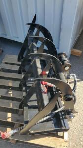 Skid Steer Grapple Bucket Attachment, Dual Arm, Universal Mount, Hydraulic Hoses Included