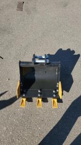 12" Mini Excavator Digging Bucket with 3 Teeth, Compatible up to 6,000 lbs