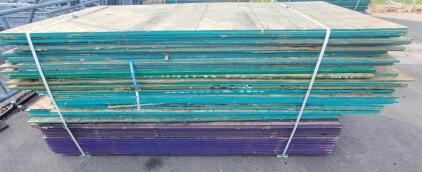 Bundle of 30 Painted 4x8 ft 3/4" OSB Construction Panels, Teal & Purple, Edge Wear