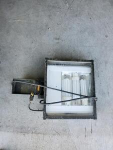 Industrial Fluorescent Wall Pack Light Fixture, 2x42W CFL, 18"x14", Wall Mount, Glass Lens