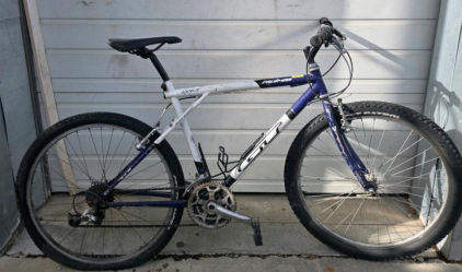 GT Palomar Mountain Bike, 26" Wheels, Steel Frame, V-Brakes, Rigid Fork, Blue/White