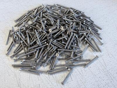Bulk Lot of 150 Stainless Steel Phillips Flat Head Machine Screws, #10-24 x 1.5"