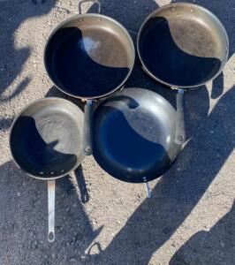 Set of 4 Commercial Nonstick Frying Pans, 12 Inch Diameter, Riveted Handles, Helper Handles