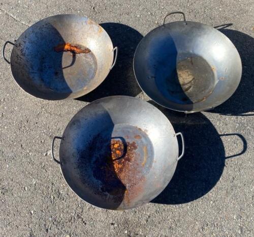 24" Carbon Steel Wok with Riveted Handles, Round Bottom