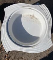 Modern White Ceramic Dinnerware Set &ndash; 9 Pieces Including Round and Square Trays - 3