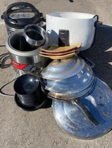 Instant Pot DUO 60 6-Quart Pressure Cooker, Nemco Food Warmer, Kitchen Appliance Lot