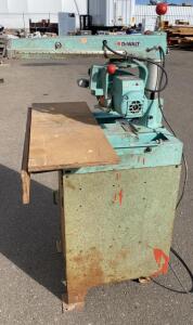 DeWalt Power Shop Radial Arm Saw, 10" Blade, 1.5 HP Motor, Vintage AMF Era ( Powers On )