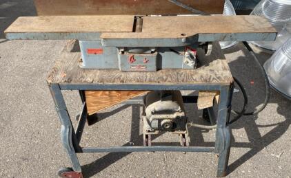 Vintage 6-Inch Floor-Standing Jointer with Cast Iron Tilting Fence and Steel Base ( Powers On )