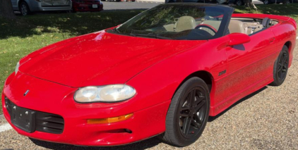 2002 CHEVROLET CAMARO - CONVERTABLE!