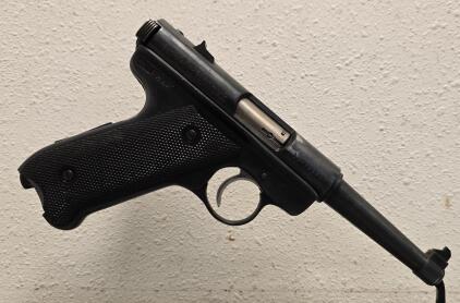 Ruger Standard .22 LR Pistol, 6" Barrel, 9-Round Capacity, Serial #10-72424