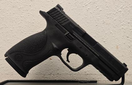 Smith & Wesson M&P9 9mm Pistol, 4.25" Barrel, Case, Extra Mag & Loader, SN HRA4238