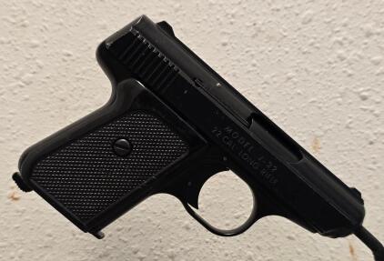 Jennings J-22 Semi-Automatic Pistol, .22 LR, 2.5" Barrel