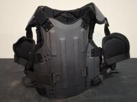Galls Riot Control Protective Gear Set, Chest/Thigh/Forearm/Shin Guards, Size M/L, Carry Bag. ( Shelf A) - 6