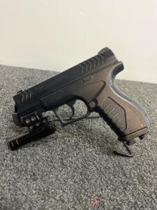 Umarex Combat Zone Enforcer 6mm CO2 Airsoft Pistol, 400 FPS, Tactical Rail, Flashlight, SAA08371