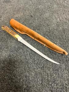 Schrade Uncle Henry 167 Fillet Knife &ndash; 6 &frac34;" Blade, Staglon Handle, Leather Sheath