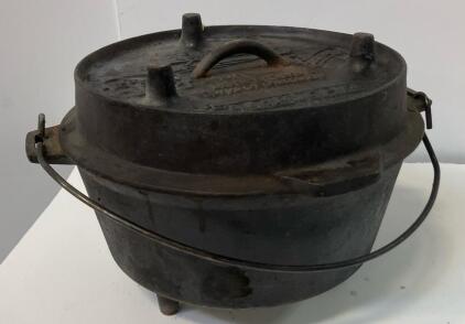 Camp Chef Lewis & Clark Corps of Discovery 12 Qt Cast Iron Dutch Oven, Lid, Legs, Commemorative