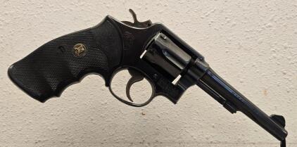Smith & Wesson Model 10-5 .38 Special Revolver, 4" Barrel, Pachmayr Grip, Serial D364346