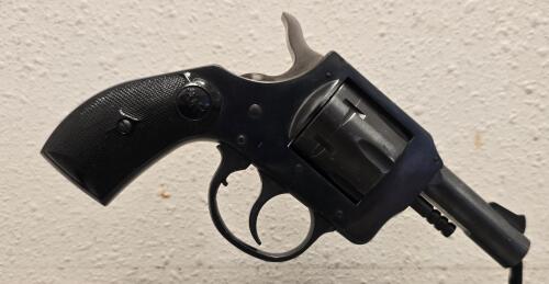 H&R Model 732 Revolver, .32 S&W Long, 2.5" Barrel, 6-Shot, Blued, Serial BA027312, USA Made