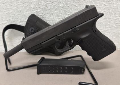 Glock 19 Gen 4 9mm Pistol with 15-Round Magazine and Holster