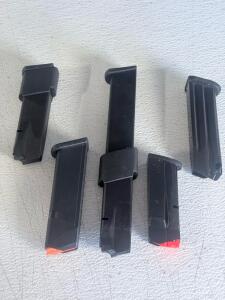Smith & Wesson M&P 9mm Pistol Magazines, 10&ndash;17 Round, Full & Compact Sizes