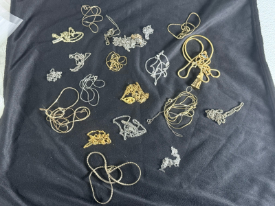 Mixed Gold & Silver Tone Necklace Chains Lot, 18 Pieces, Assorted Styles, Spring Ring/Lobster Clasps