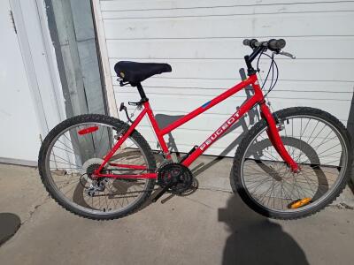 Peugeot Aspen Red Steel Rigid Mountain Bike 19" Frame, 26" Wheels, 18-Speed, Cantilever Brakes