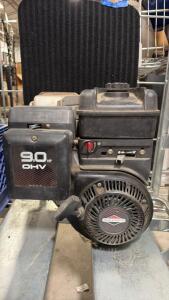 Briggs & Stratton 9.0 HP OHV Horizontal Shaft Engine 305cc Recoil Start w/ Tank & Muffler **Has Compression **