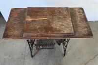 Antique Singer Treadle Sewing Machine Cabinet with Cast Iron Base, Circa Early 1900s - 4