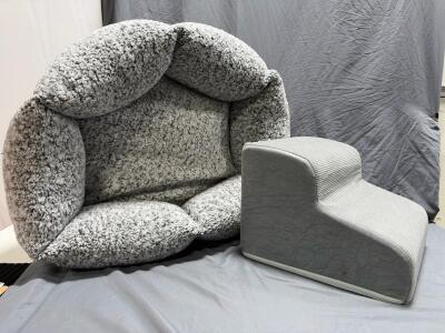 Pet Bed & Steps Set, Light Grey, Removable Covers, Non-Slip Base