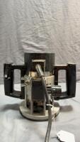 Black & Decker 7613 1-1/2 HP Router, 9.0 Amps, 25,000 RPM, Fixed Base **Tested** - 3